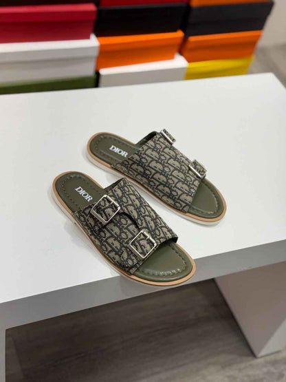 Chinelo Dior Slippers