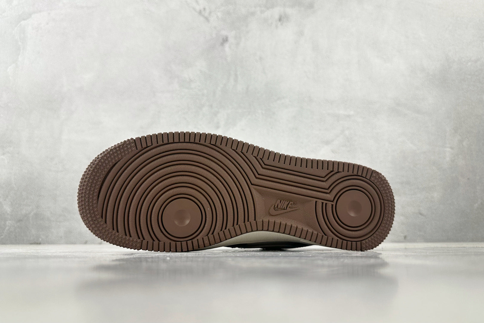 Louis Vuitton x Nike Air Force 1