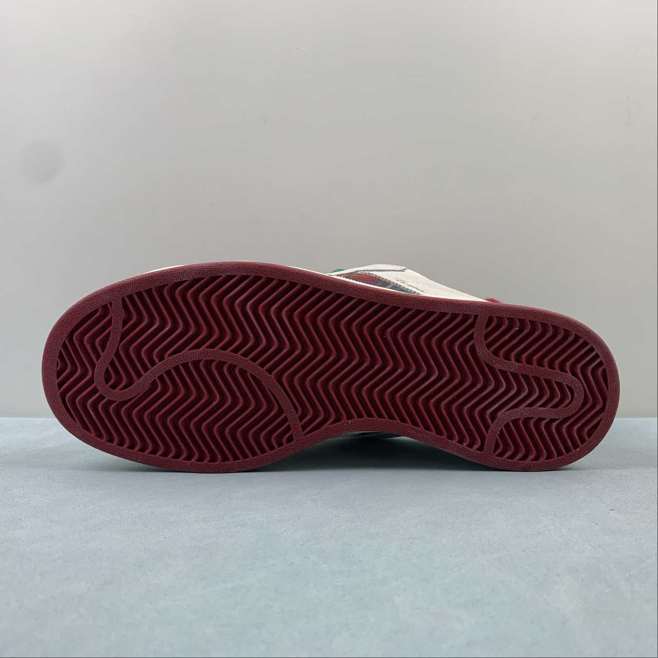 Adidas Campus 00s