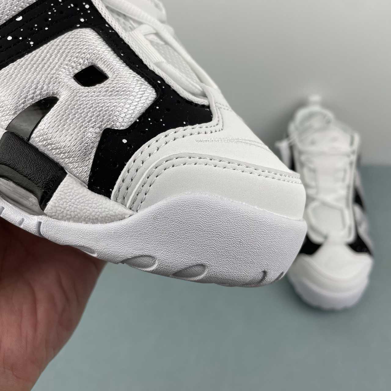 Nike Air More Uptempo