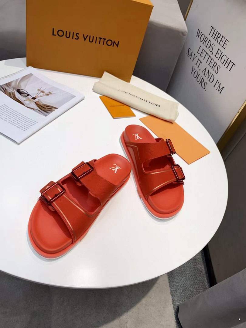 Chinelo Louis Vuitton