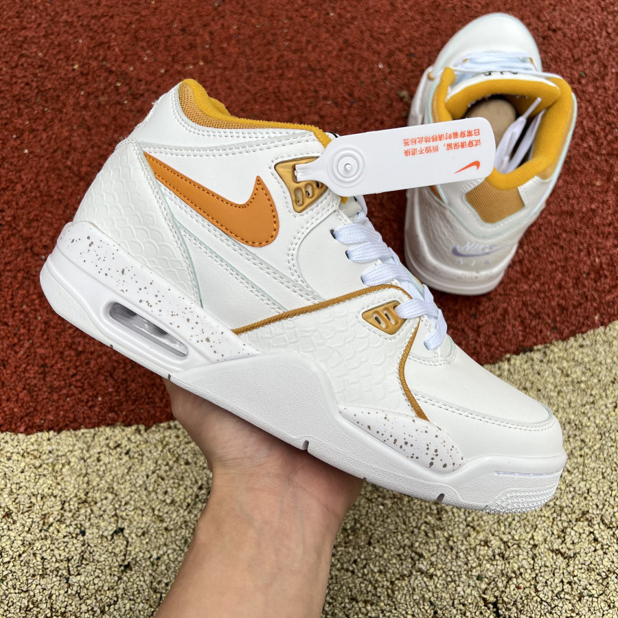Air Jordan 4