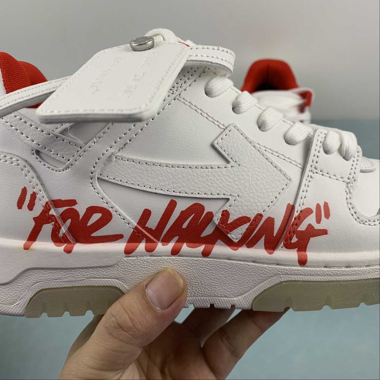 OFF-WHITE Out Of Office "000" Low