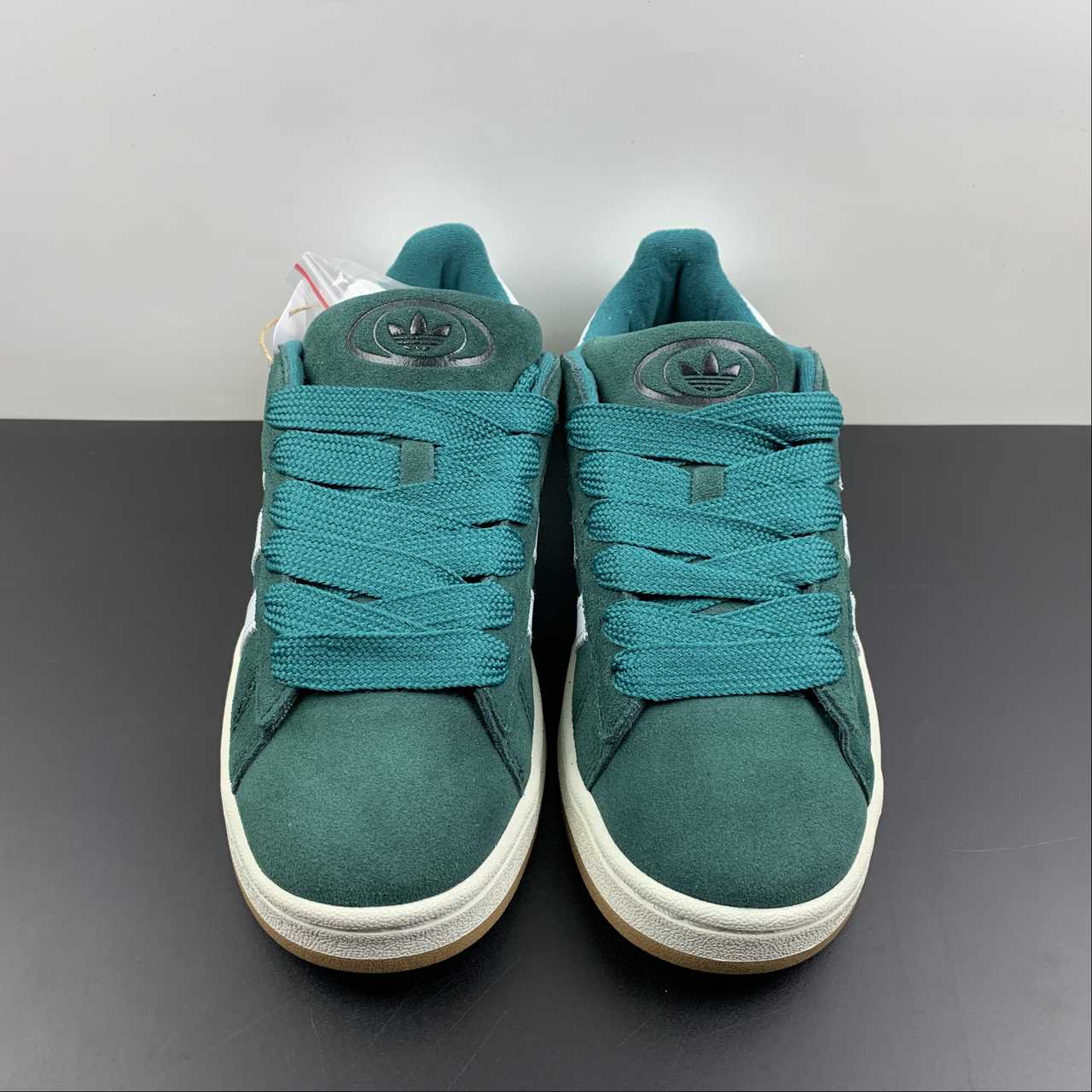 Adidas Campus 00s