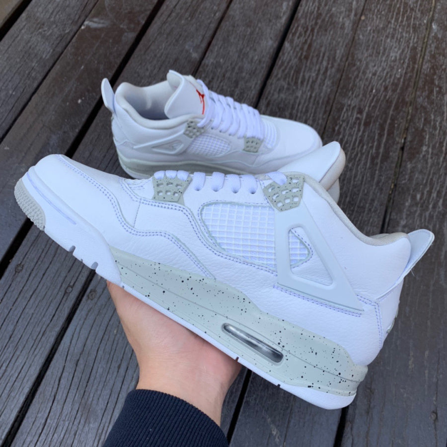 Air Jordan 4