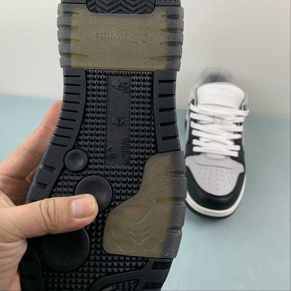 OFF-WHITE Out Of Office "000" Low