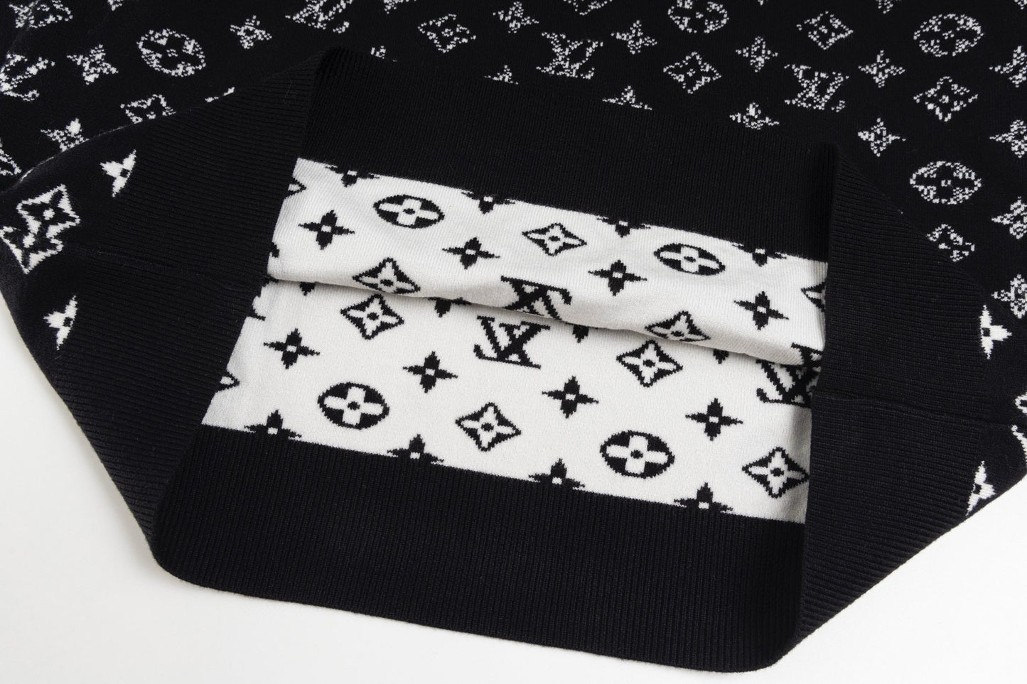 Louis Vuitton Sweater