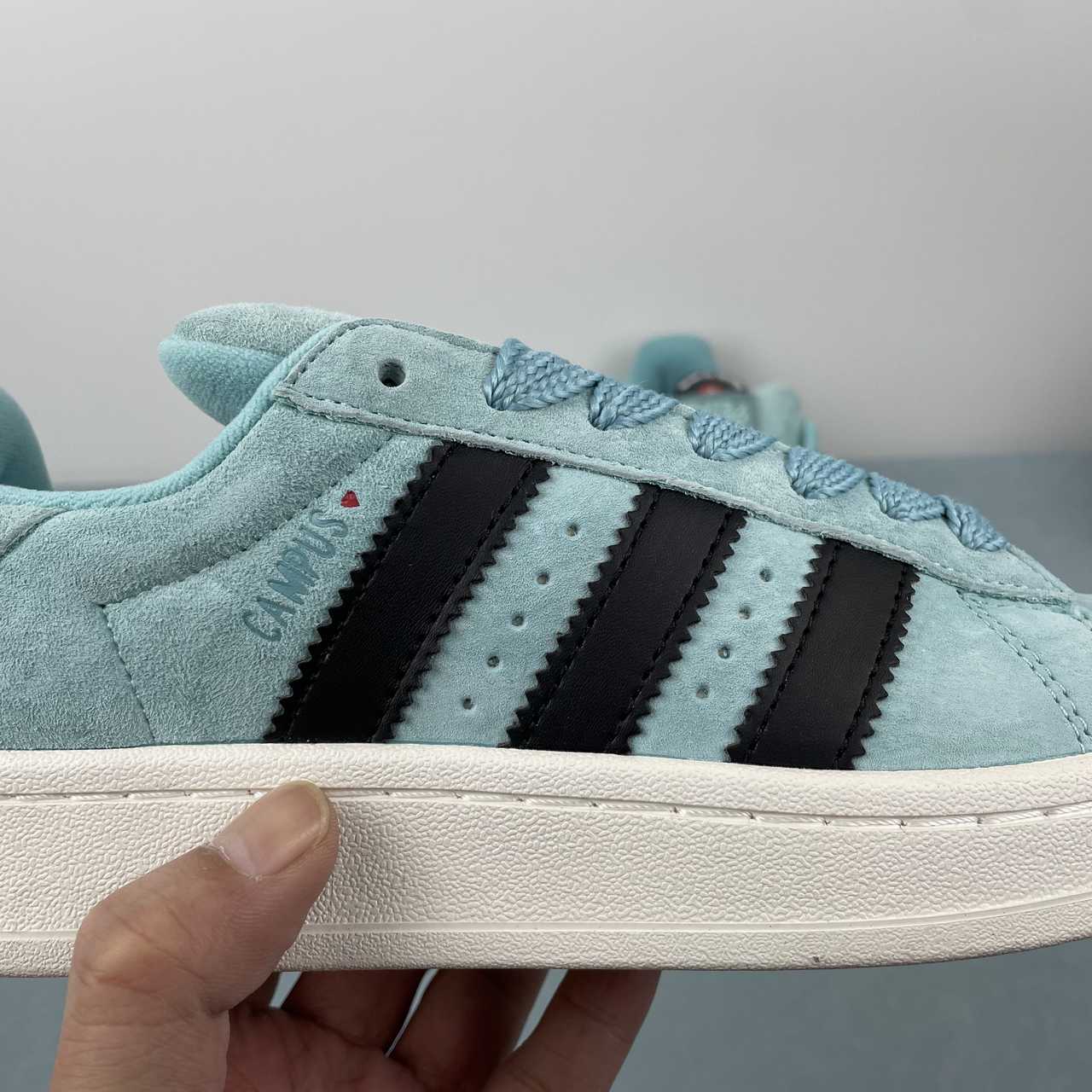Adidas Campus 00s