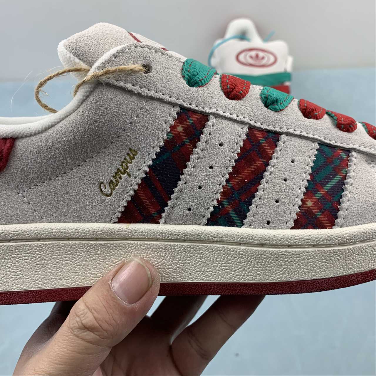 Adidas Campus 00s