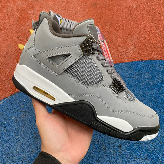 Air Jordan 4
