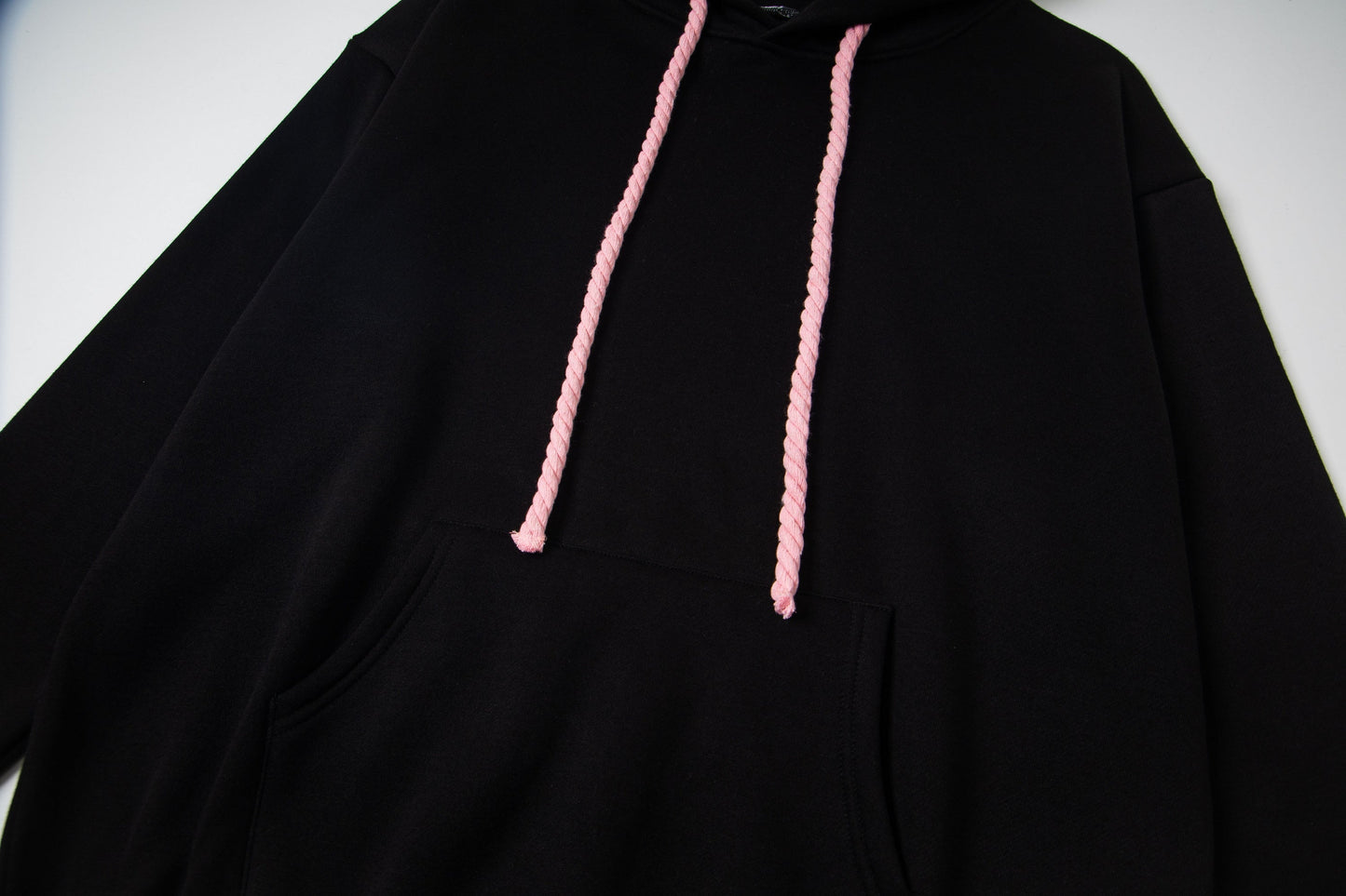 Sudadera con Capucha Syna World