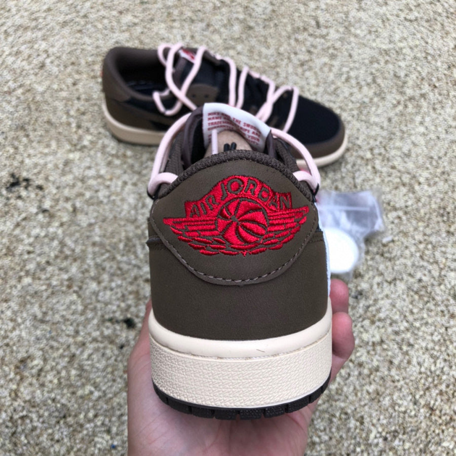 Jordan 1 Low