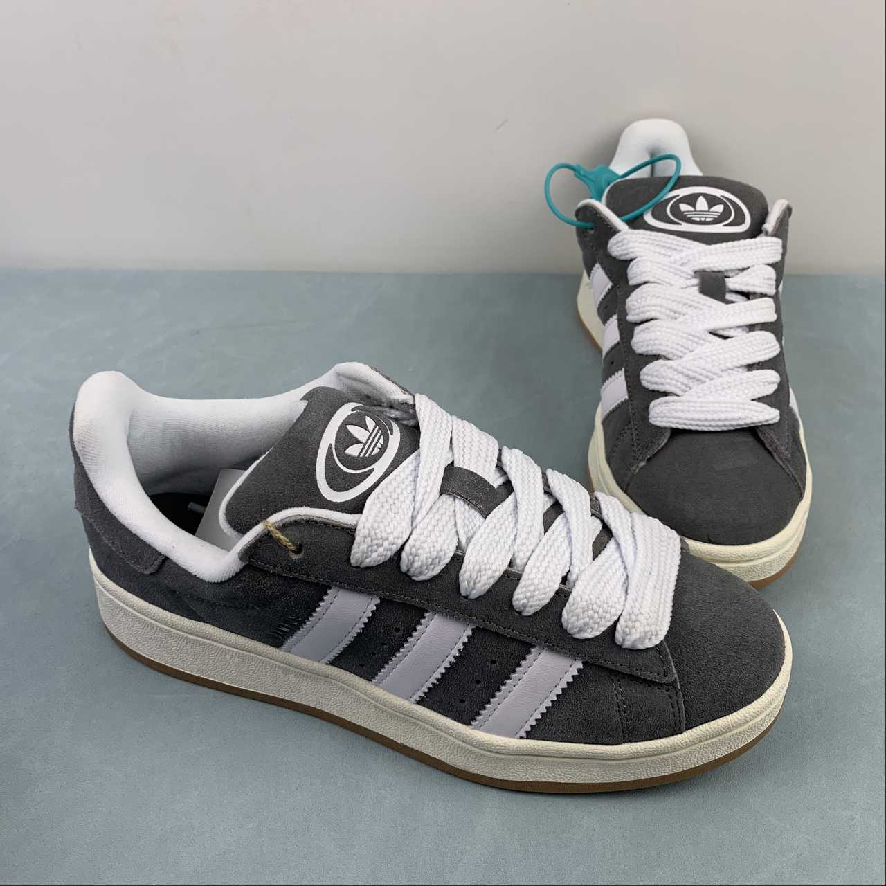 Adidas Campus 00s