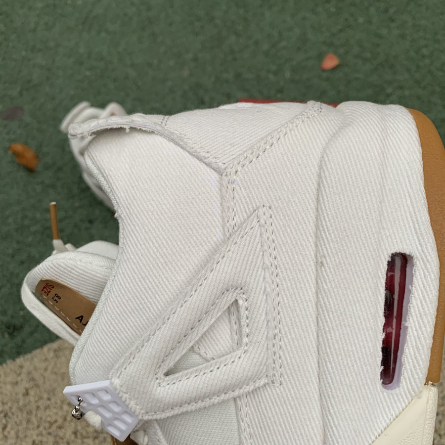 Air Jordan 4