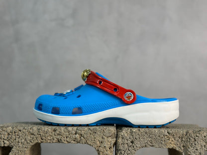 Crocs Classic Clogs de Doraemon