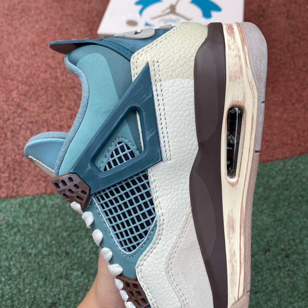Air Jordan 4