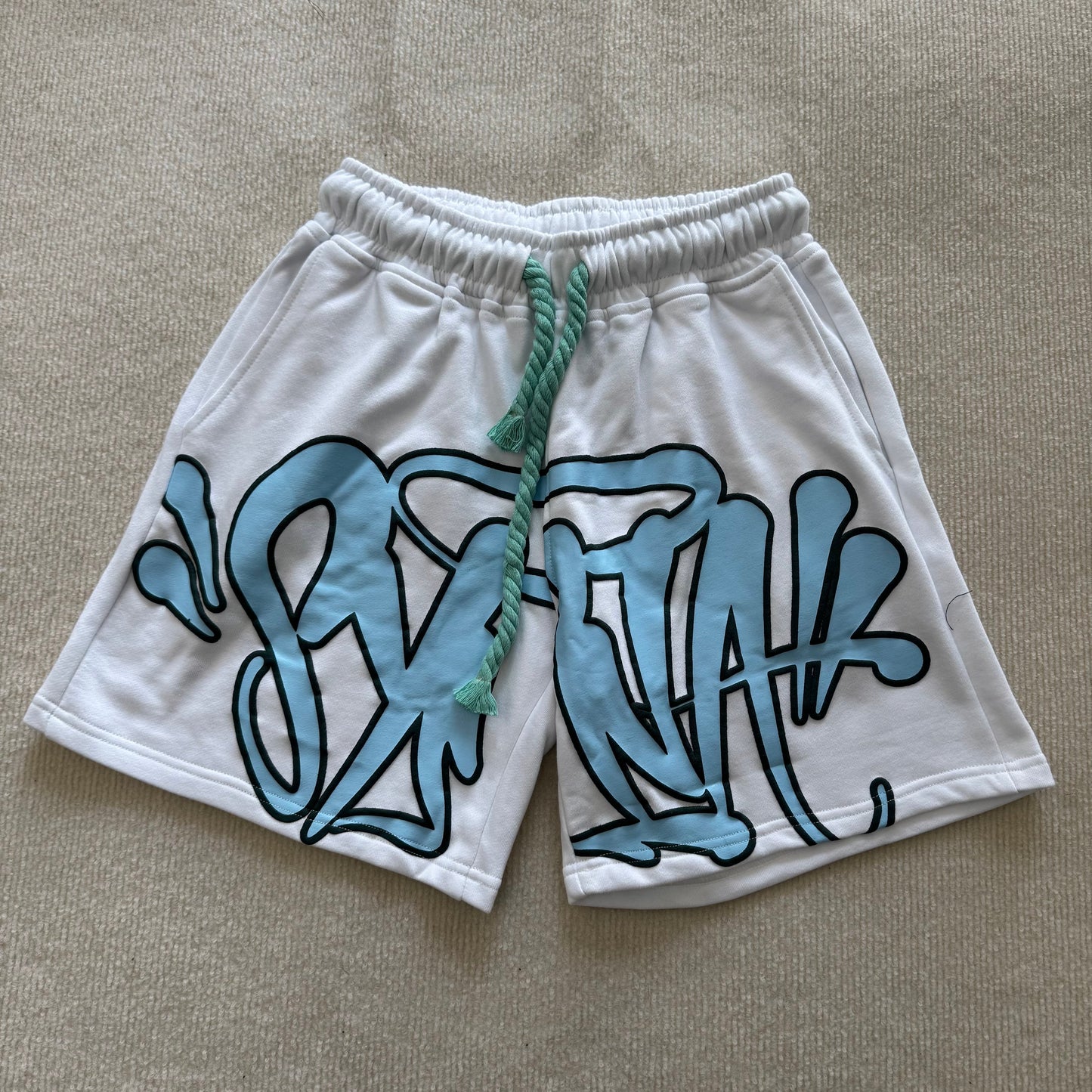 Short Syna World