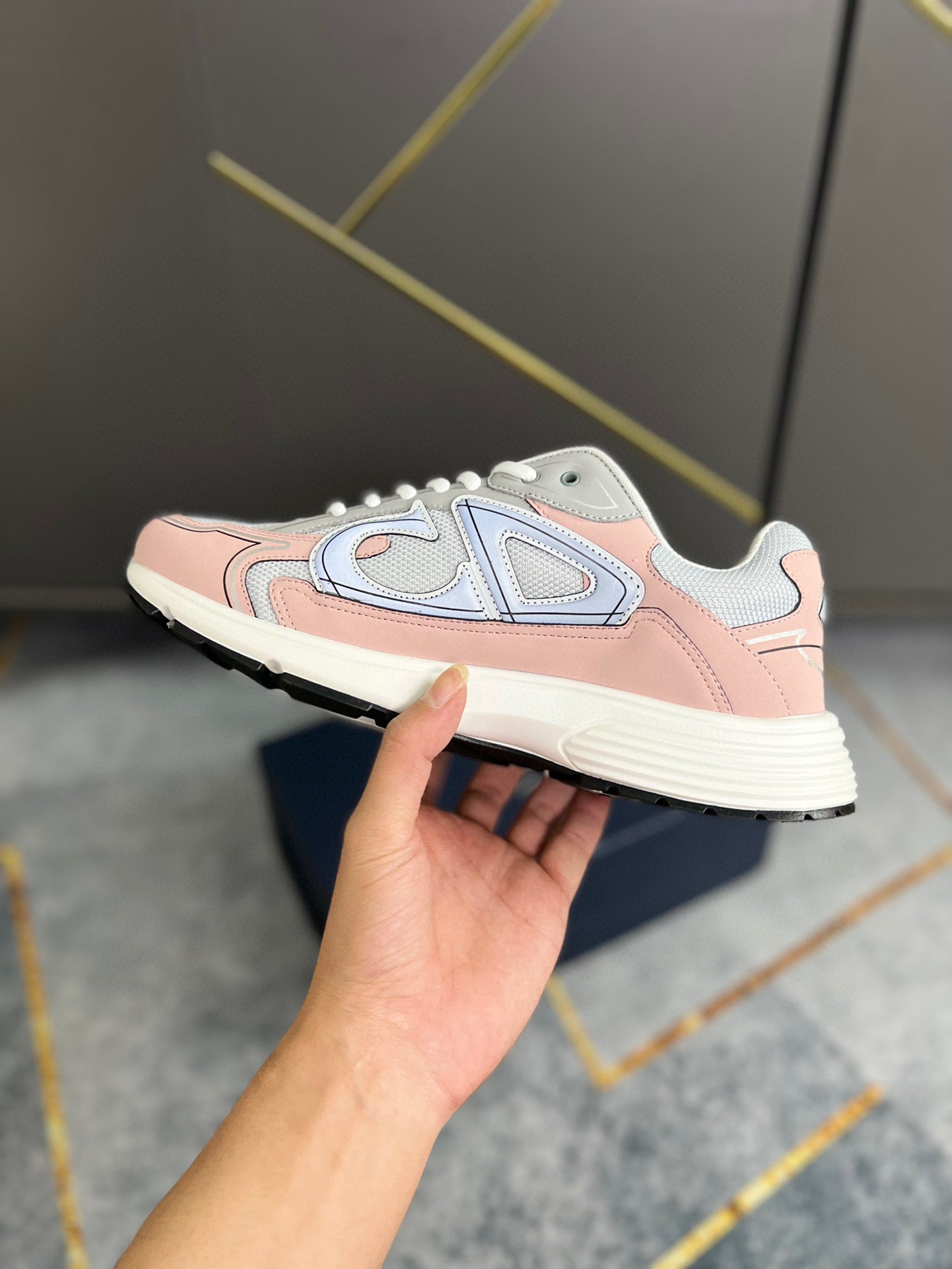 Dior B30
