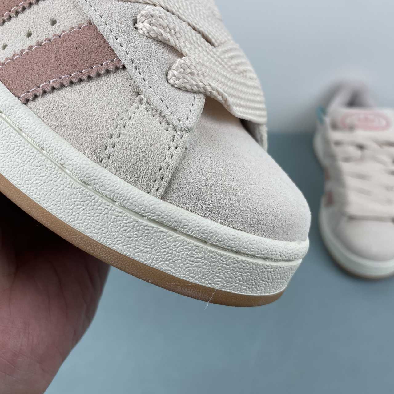Adidas Campus 00s