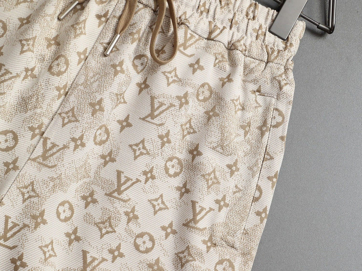 Corto Louis Vuitton