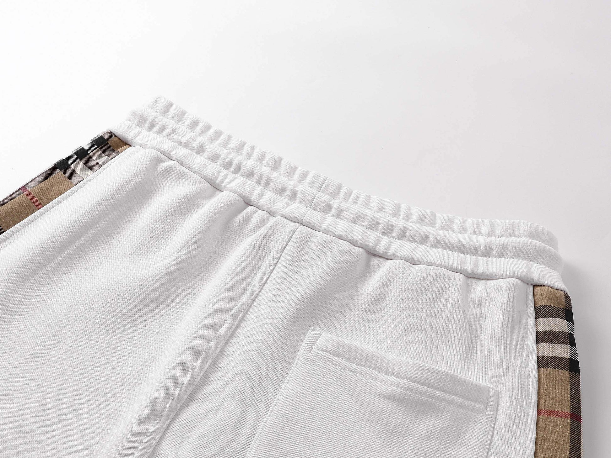 Short Burberry