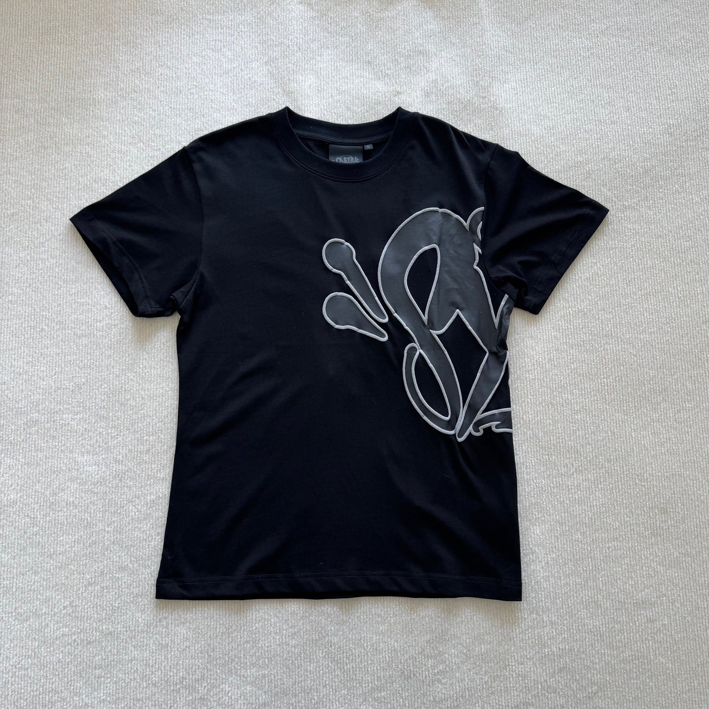 Camiseta Syna World