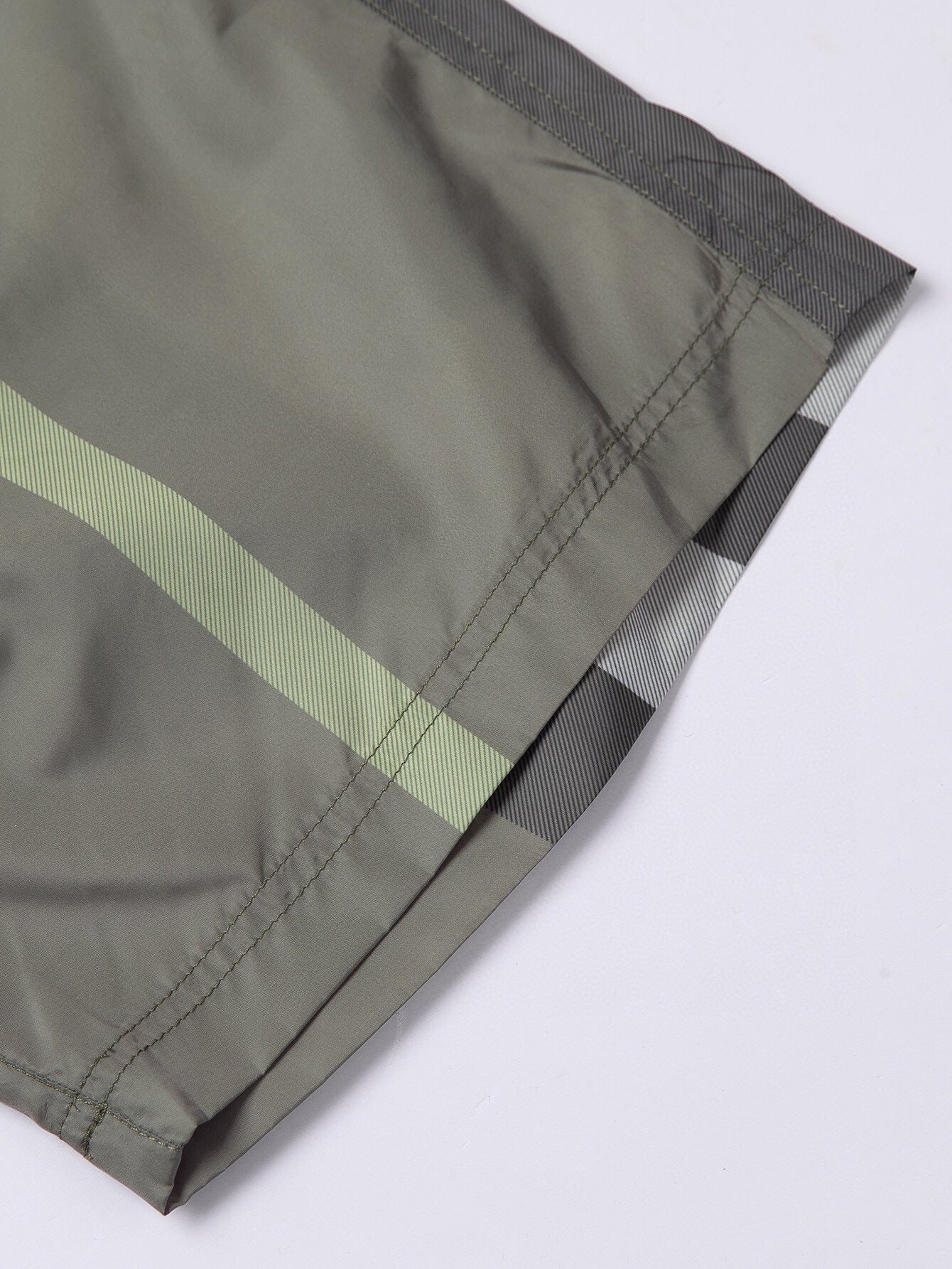 Short Burberry