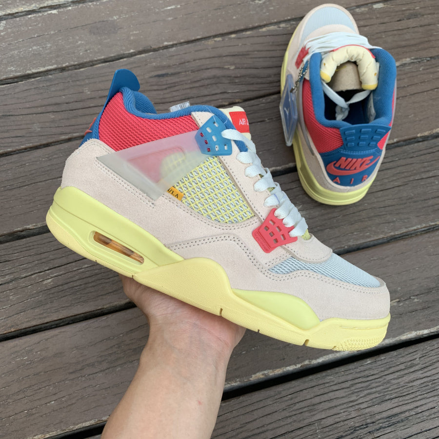 Air Jordan 4