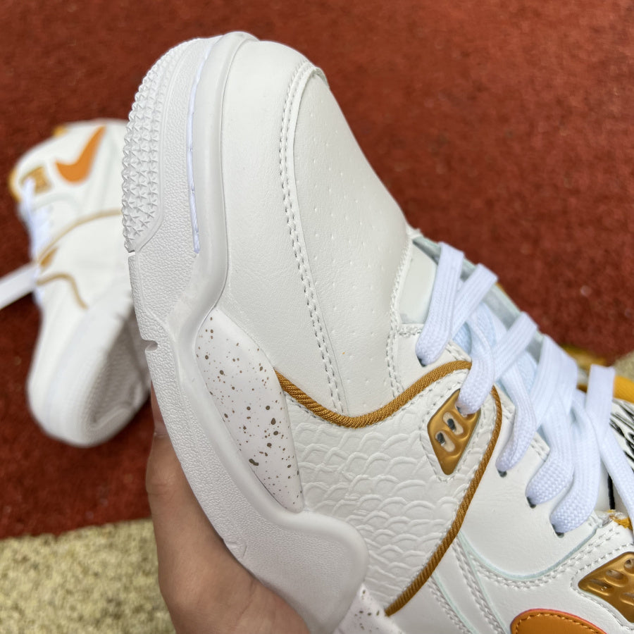 Air Jordan 4