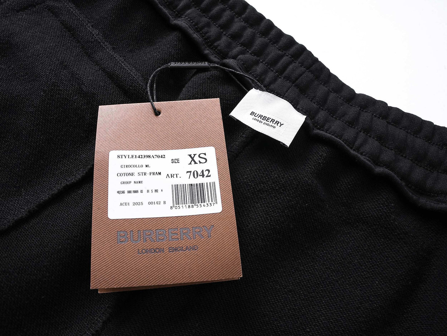 Short Burberry