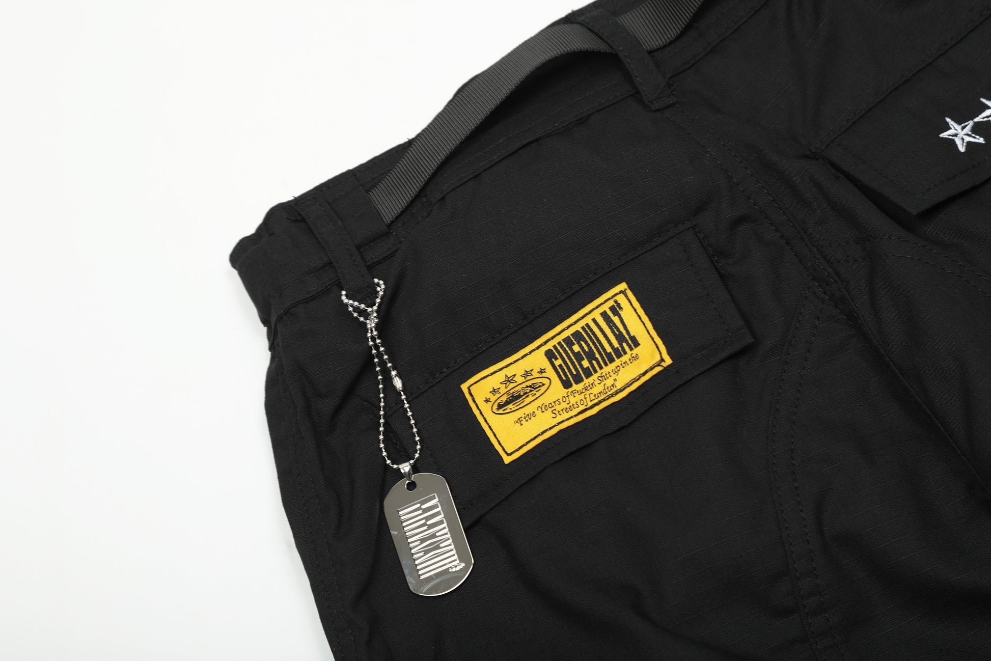 Calça Corteiz Guerillaz Cargo