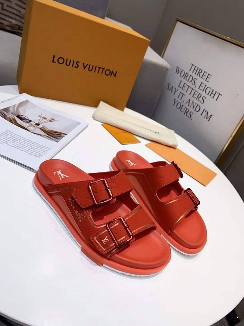 Chinelo Louis Vuitton