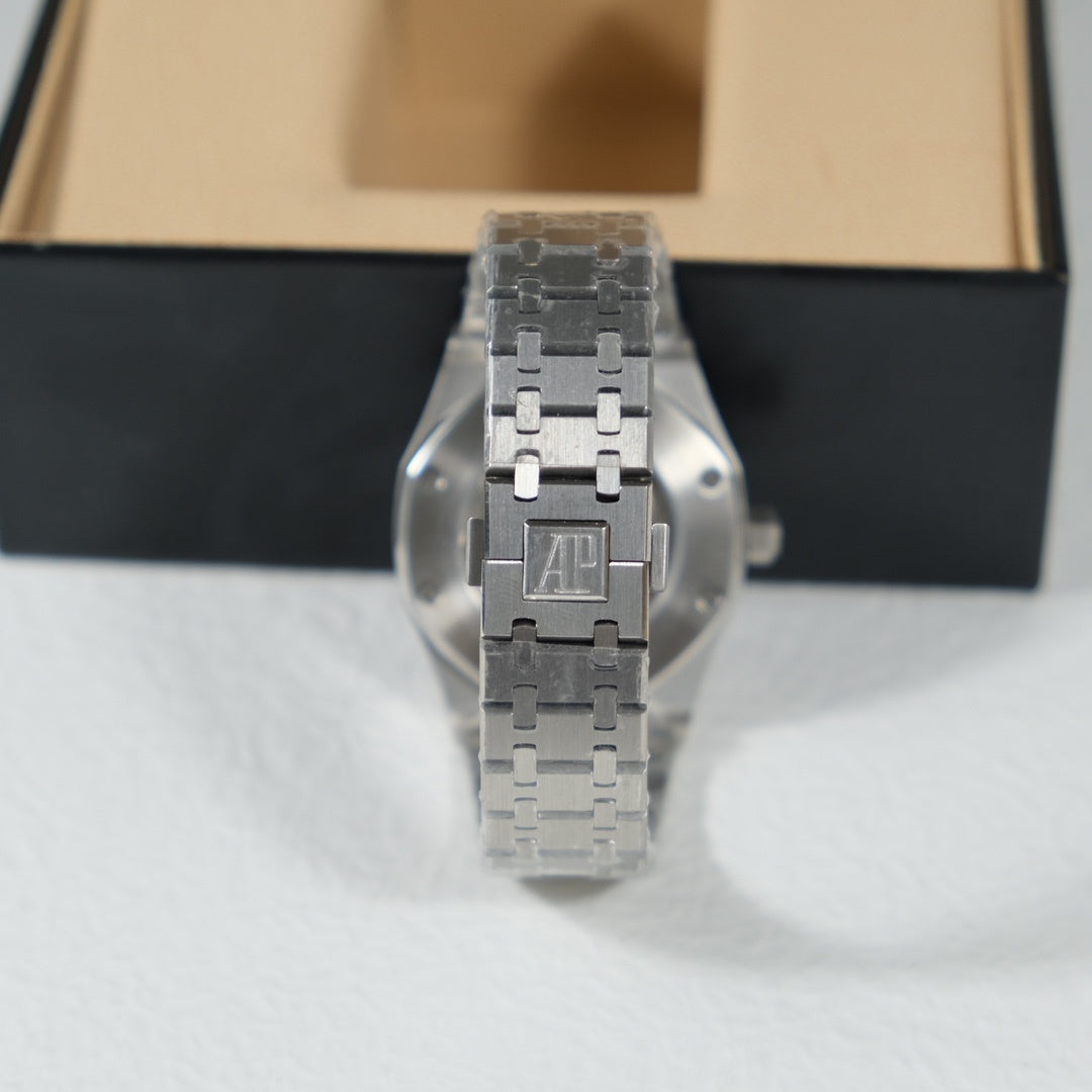 Royal Oak Medium