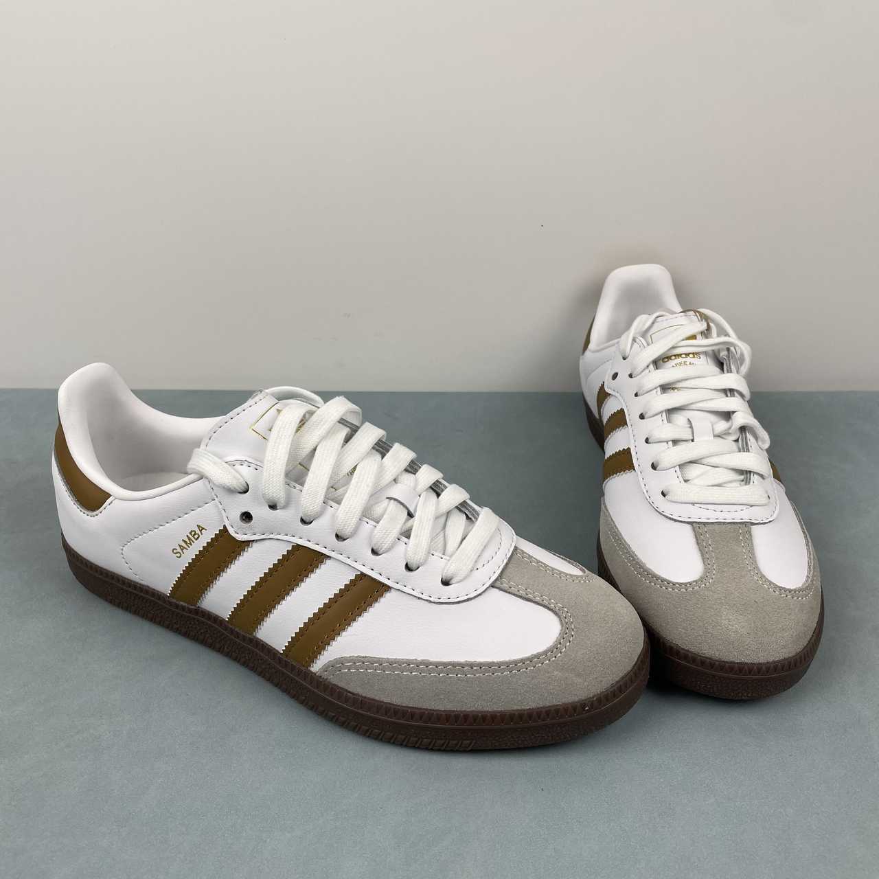 Adidas Samba