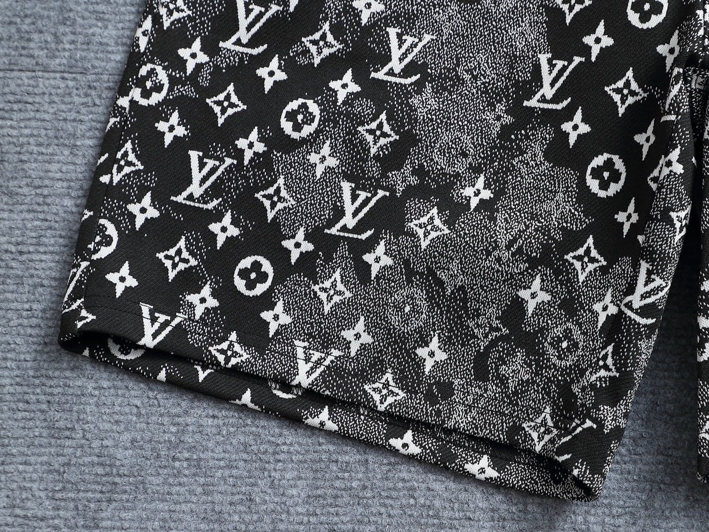 Corto Louis Vuitton