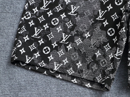 Corto Louis Vuitton