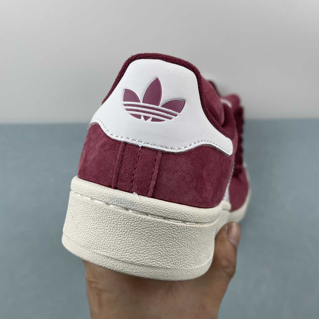 Adidas Campus 00s
