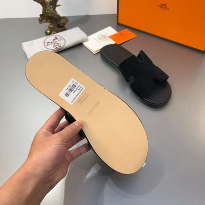 Chinelo Hermes