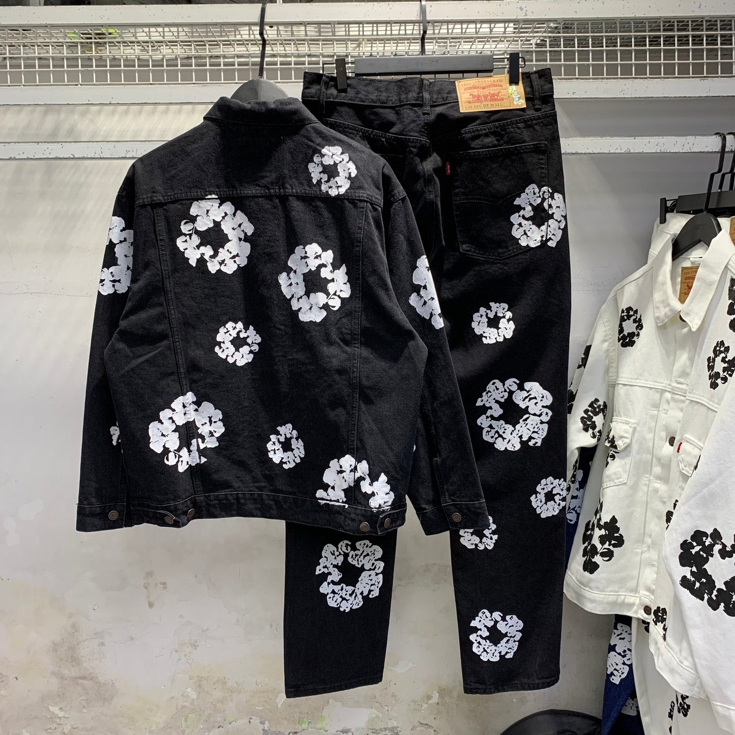 Denim Tears Conjunto de Jeans