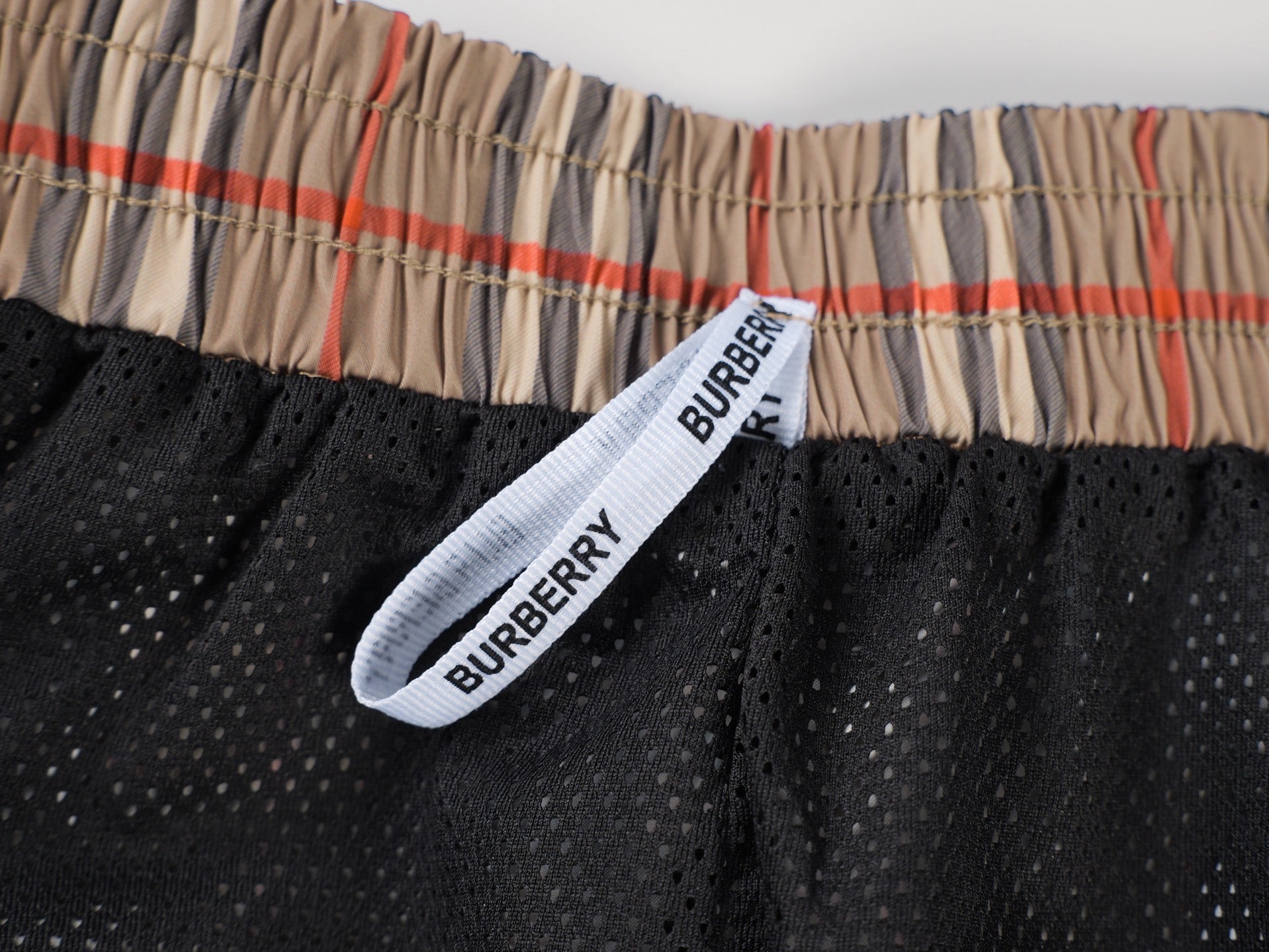 Short Burberry