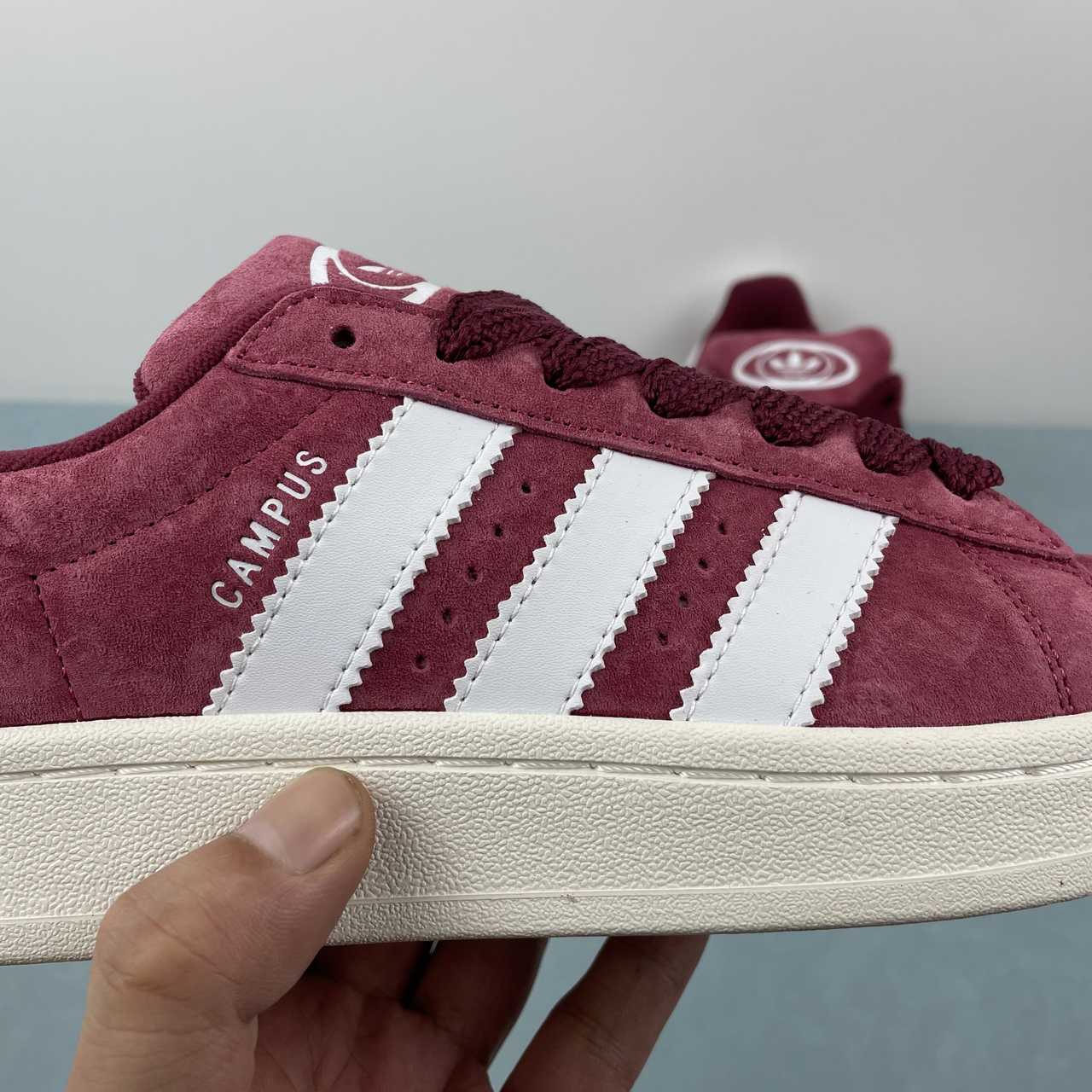 Adidas Campus 00s