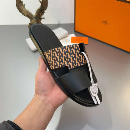 Chinelo Hermes Izmir