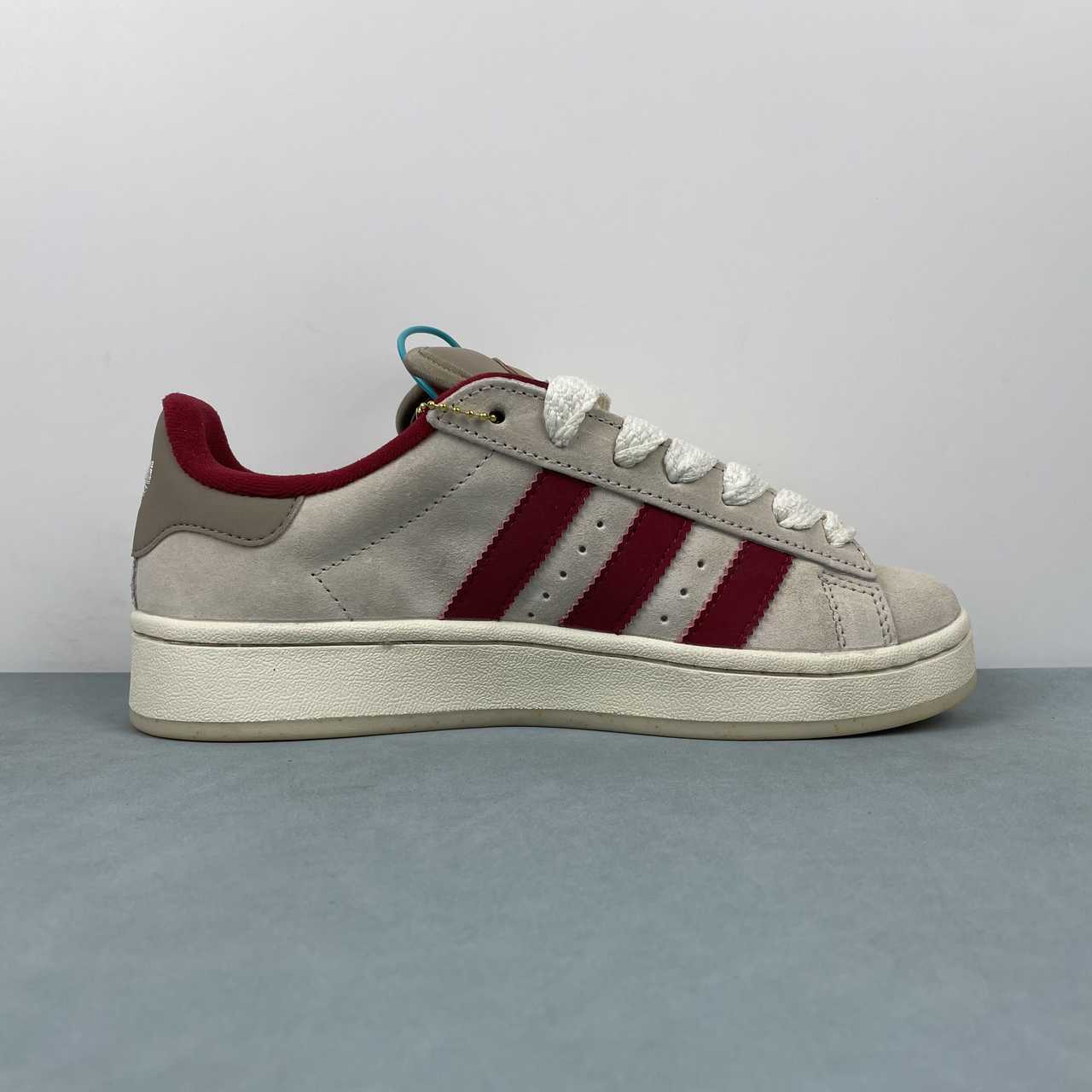 Adidas Campus 00s