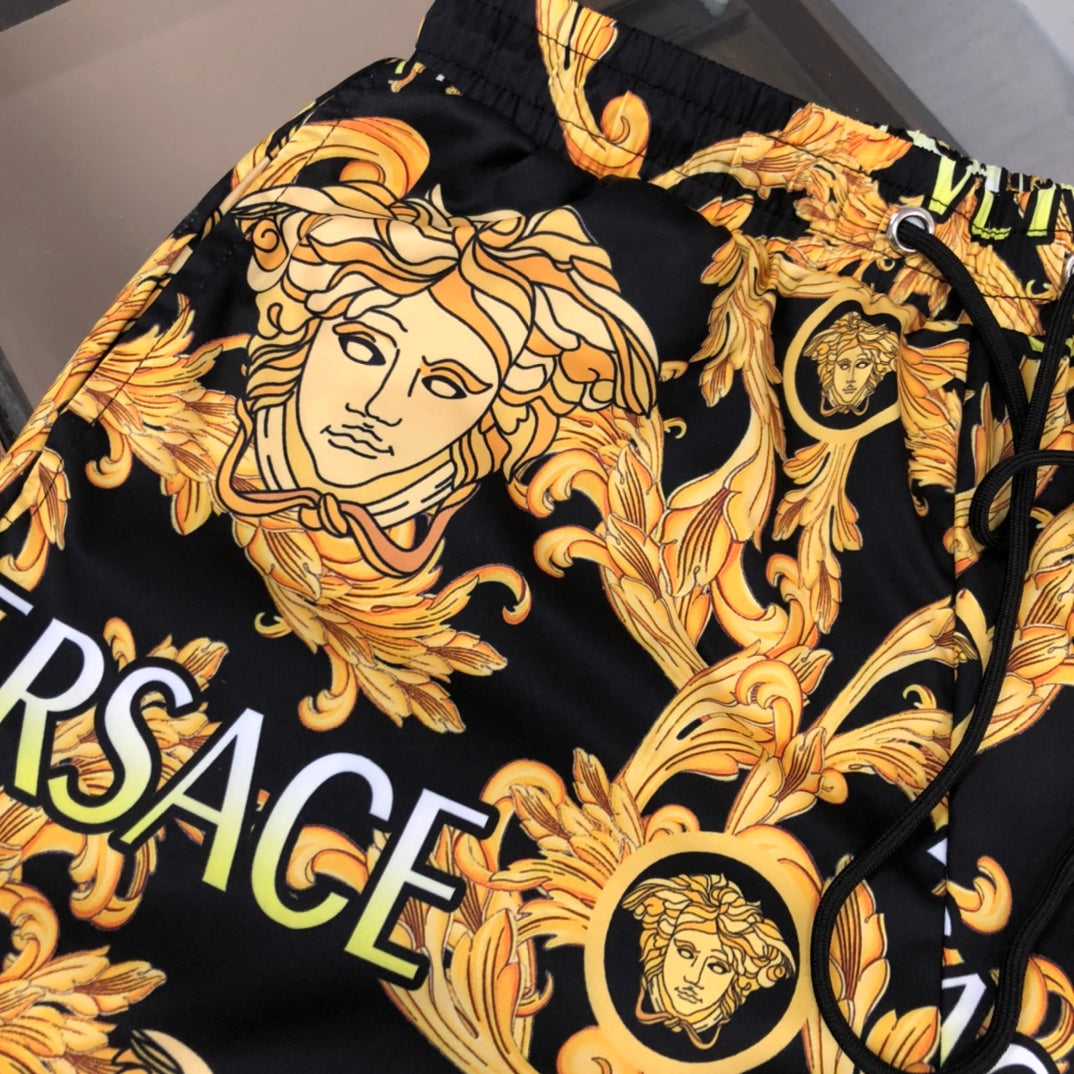 Versace corto