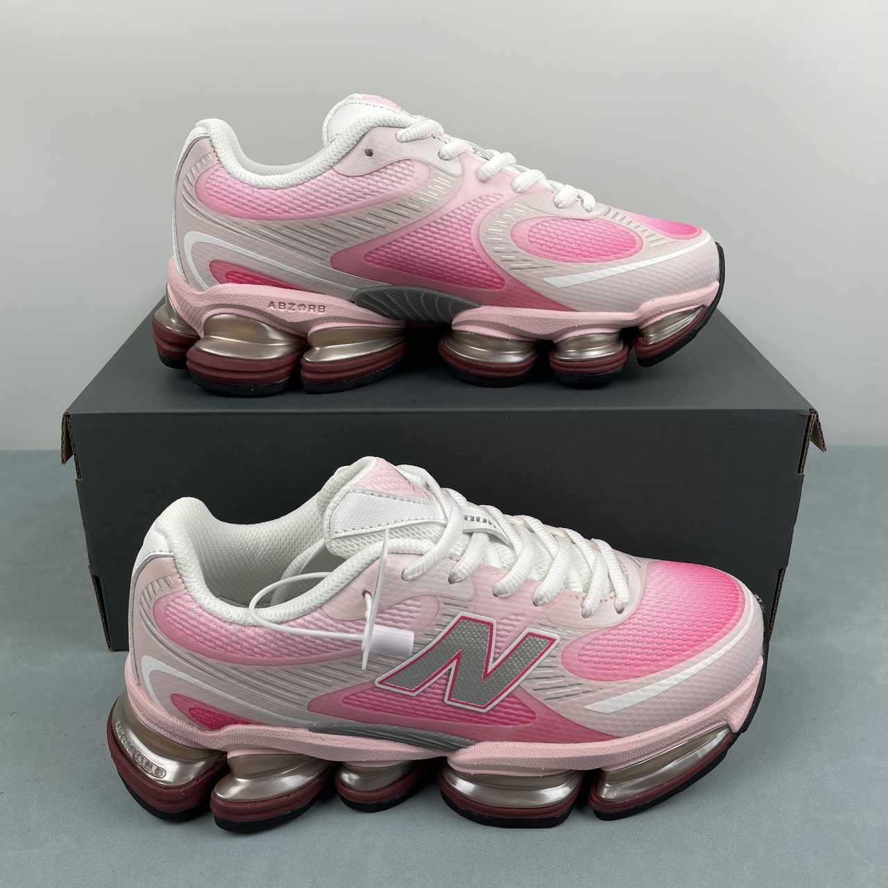 New Balance 2000