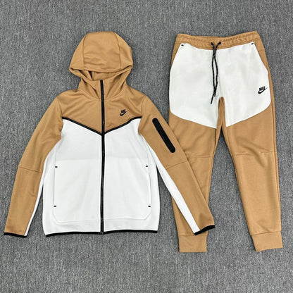 Nike Tech Fleece