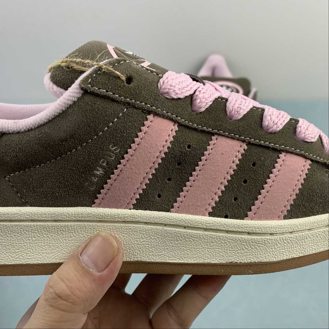 Adidas Campus 00s