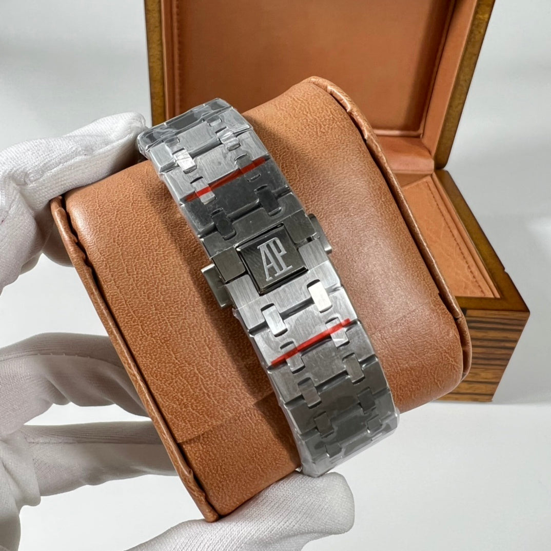 Royal Oak Medium
