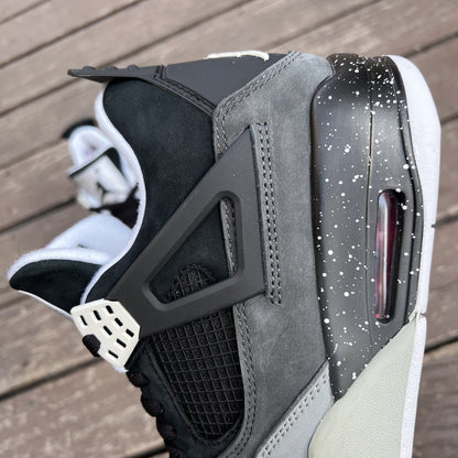 Air Jordan 4