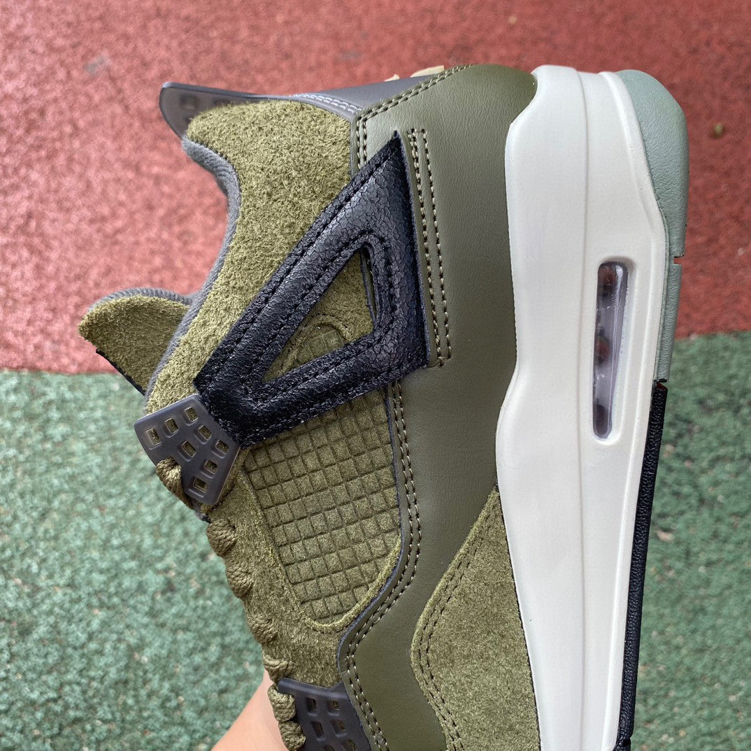 Air Jordan 4